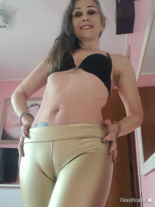 Compre seus vídeos direto comigo. Vídeo chamada com lingerie